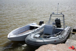 Алюминиевая лодка Trident 450 C
